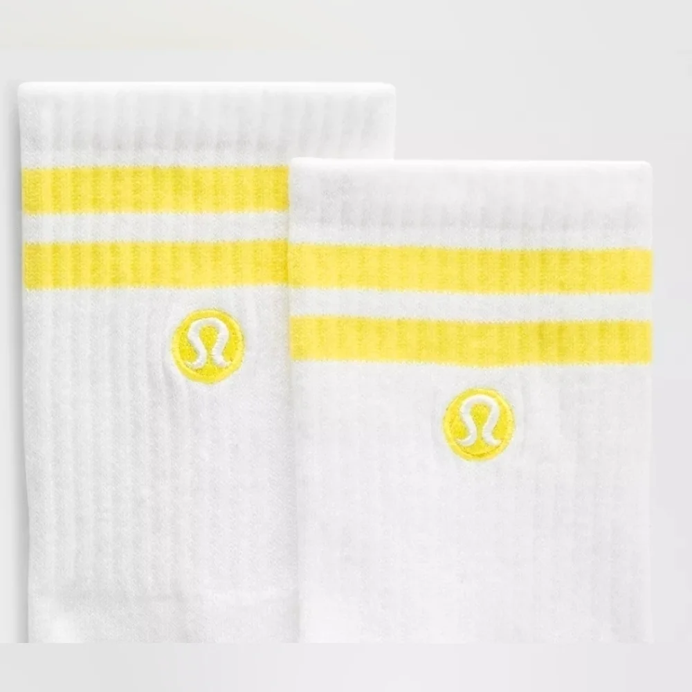 lululemon athletica Unisex Daily Essential Quarter Length Socks New!